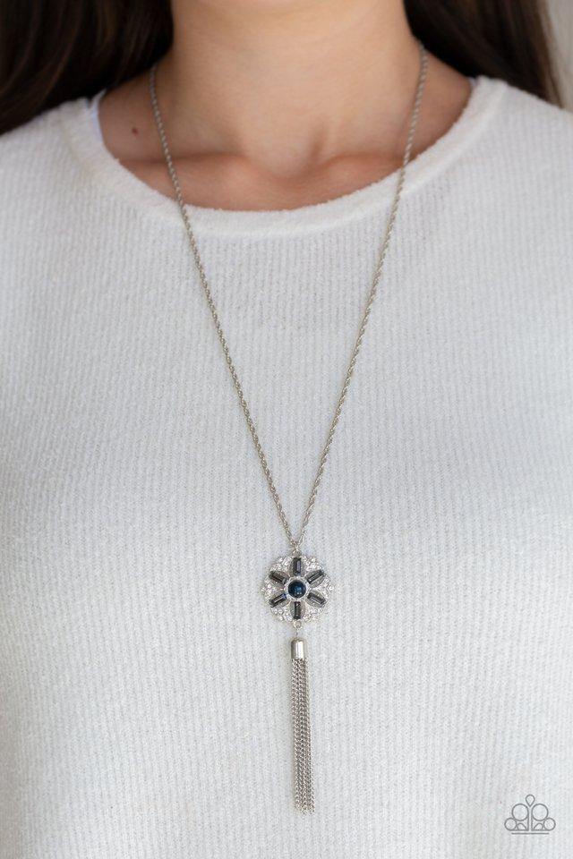 fine-florals-blue-necklace