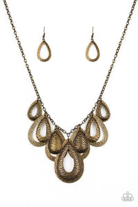 Teardrop Tempest - Brass Necklace - Paparazzi Accessories - Sassysblingandthings