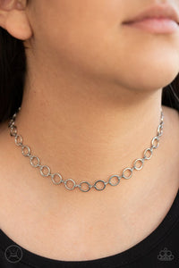 roundabout-radiance-silver-necklace-paparazzi-accessories