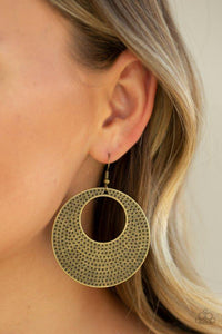 dotted-delicacy-brass-earrings-paparazzi-accessories