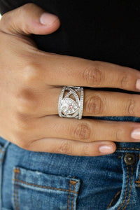sweetly-sweetheart-pink-ring-paparazzi-accessories