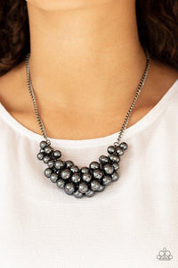 grandiose-glimmer-black-necklace-paparazzi-accessories