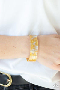 glaze-daze-yellow-bracelet-paparazzi-accessories