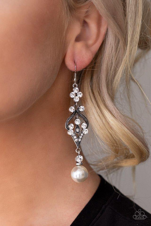 elegantly-extravagant-white-earrings