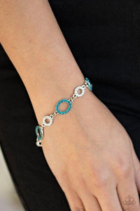bubbly-bedazzle-blue-bracelet