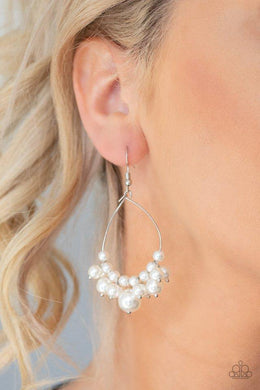 5th-avenue-appeal-white-earrings