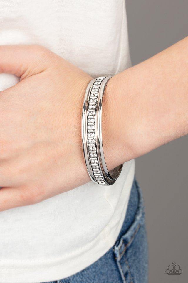 flawless-flaunter-white-bracelet