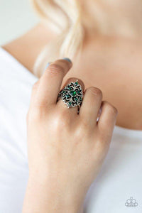 imperial-iridescence-green-ring
