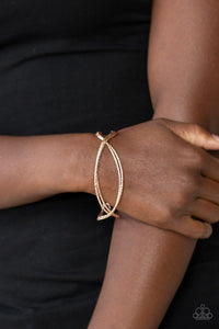 Bending Over Backwards - Rose Gold Bracelet - Paparazzi Accessories - Sassysblingandthings