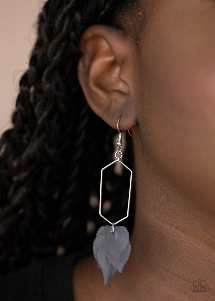 extra-ethereal-silver-earrings