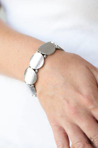 metallic-spotlight-silver-bracelet