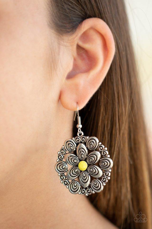 grove-groove-yellow-earrings