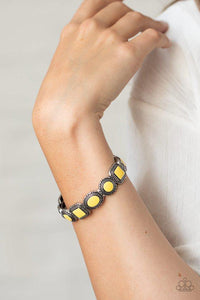 vividly-vintage-yellow-bracelet