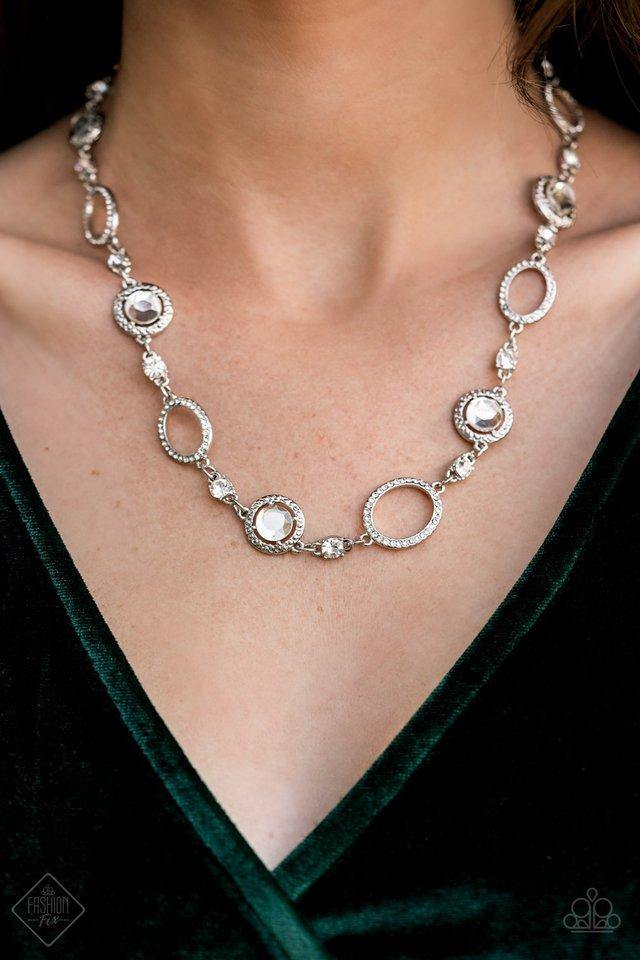 pushing-your-luxe-necklace