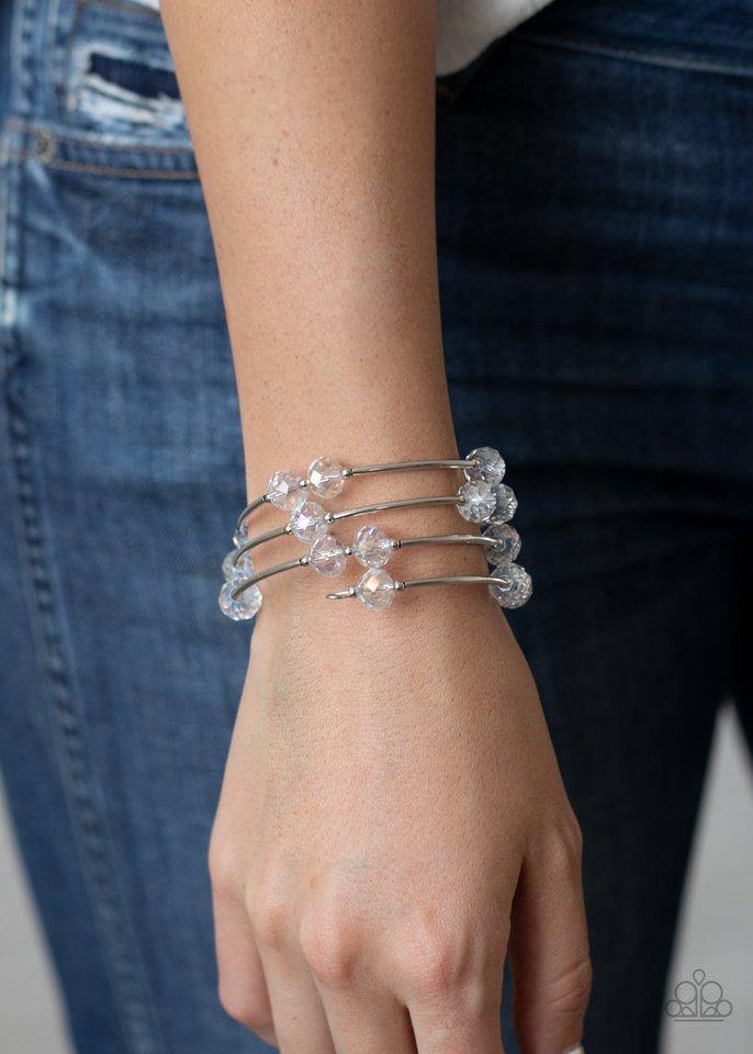 dreamy-demure-white-bracelet