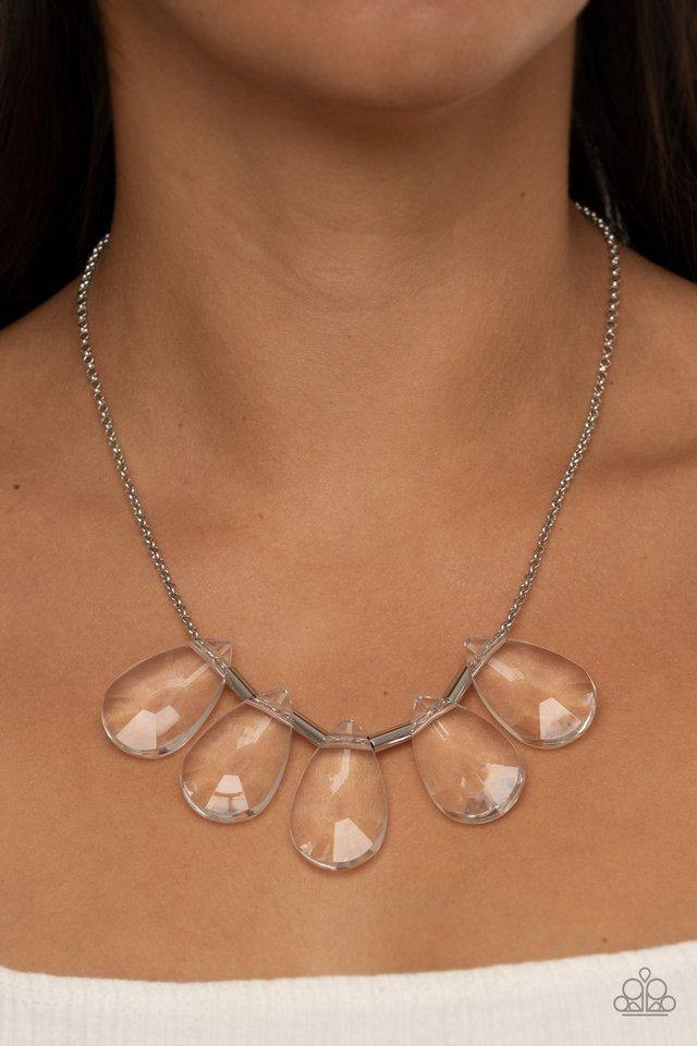 heir-it-out-white-necklace