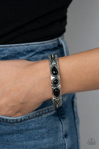 radiant-ruins-black-bracelet