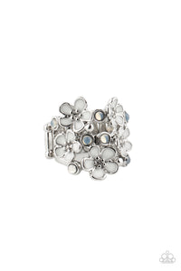 blooming-banquet-white-ring-paparazzi-accessories