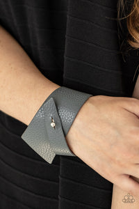 PIECE Offering - Silver Bracelet - Paparazzi Accessories
