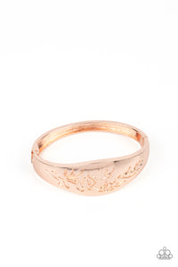 fond-of-florals-rose-gold-paparazzi-accessories