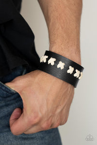 Metro Mustang - Black Bracelet - Paparazzi Accessories