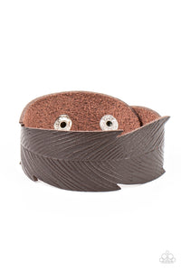 whimsically-winging-it-brown-bracelet-paparazzi-accessories