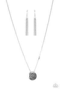 live-the-life-you-love-silver-necklace-paparazzi-accessories