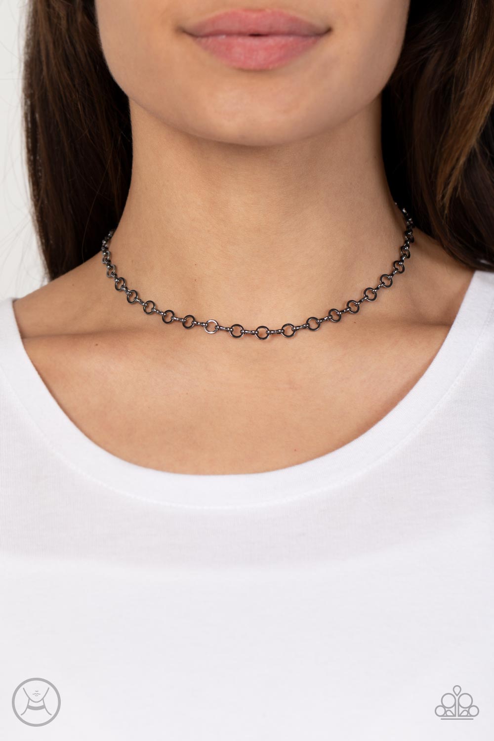 Keepin it Chic - Black Necklace - Paparazzi Accessories