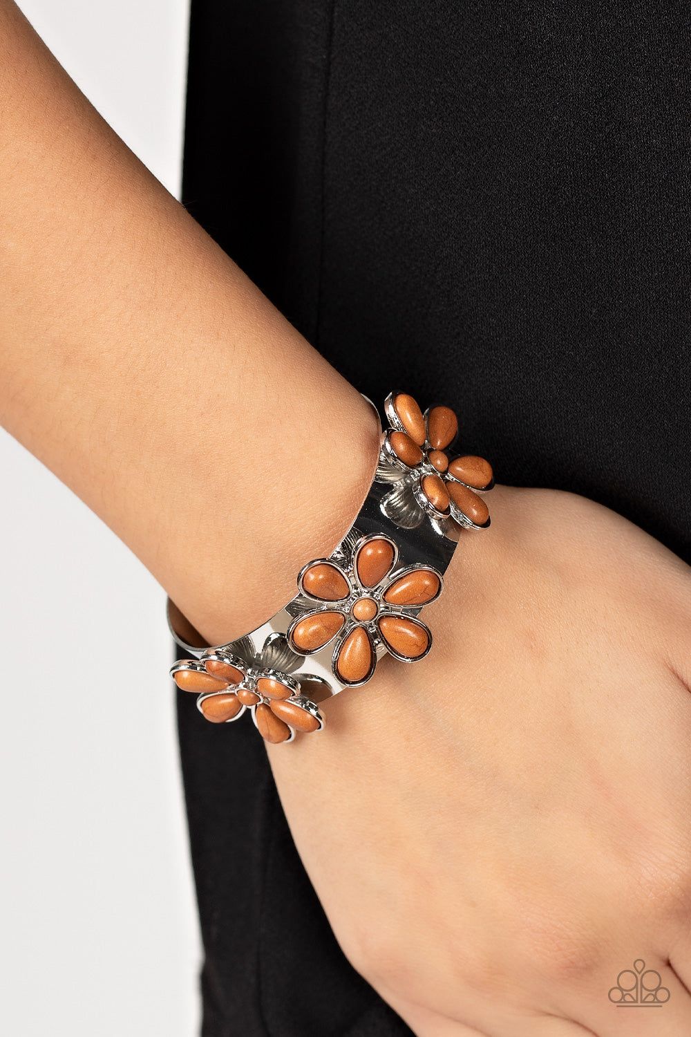 Desert Flower Patch - Brown Bracelet - Paparazzi Accessories