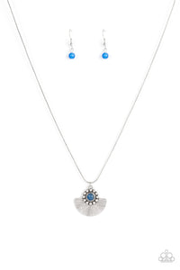 magnificent-manifestation-blue-necklace-paparazzi-accessories