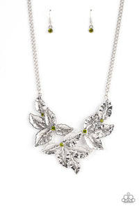 holly-heiress-green-necklace-paparazzi-accessories