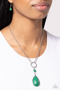 Valley Girl Glamour - Green Necklace - Paparazzi Accessories