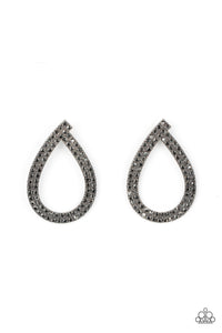 diva-dust-black-post earrings-paparazzi-accessories