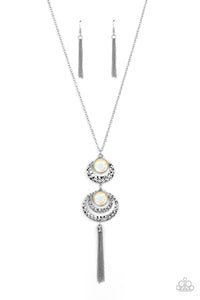 limitless-luster-yellow-necklace-paparazzi-accessories