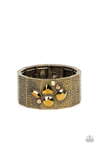 flickering-fortune-brass-bracelet-paparazzi-accessories