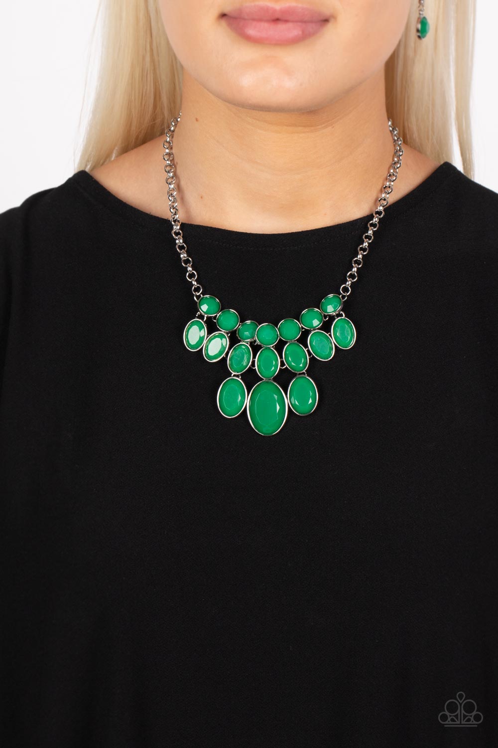 Delectable Daydream - Green Necklace - Paparazzi Accessories