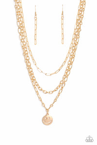winking-wanderer-gold-necklace-paparazzi-accessories