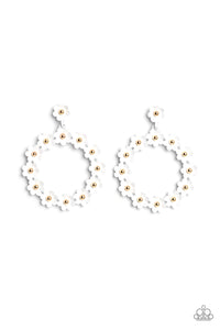 daisy-meadows-white-post earrings-paparazzi-accessories