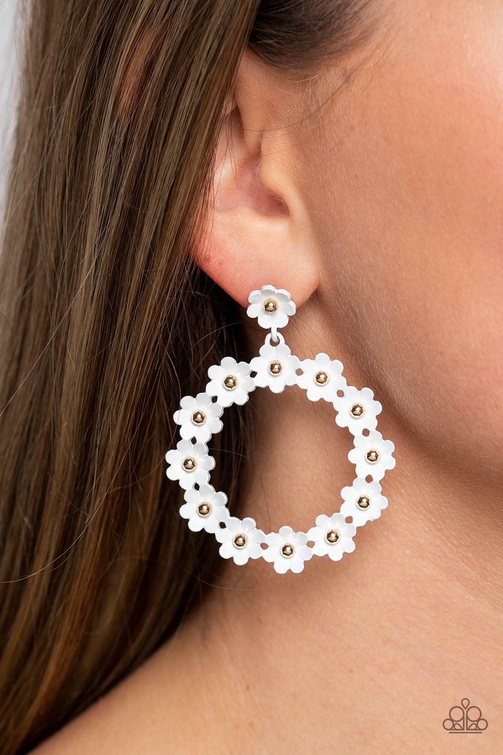 Daisy Meadows - White Post Earrings - Paparazzi Accessories