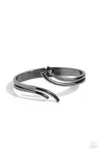 elven-elegance-black-bracelet-paparazzi-accessories