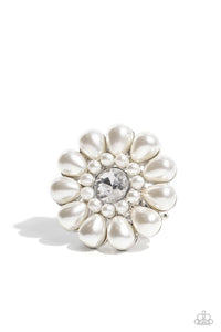 pearl-talk-white-ring-paparazzi-accessories