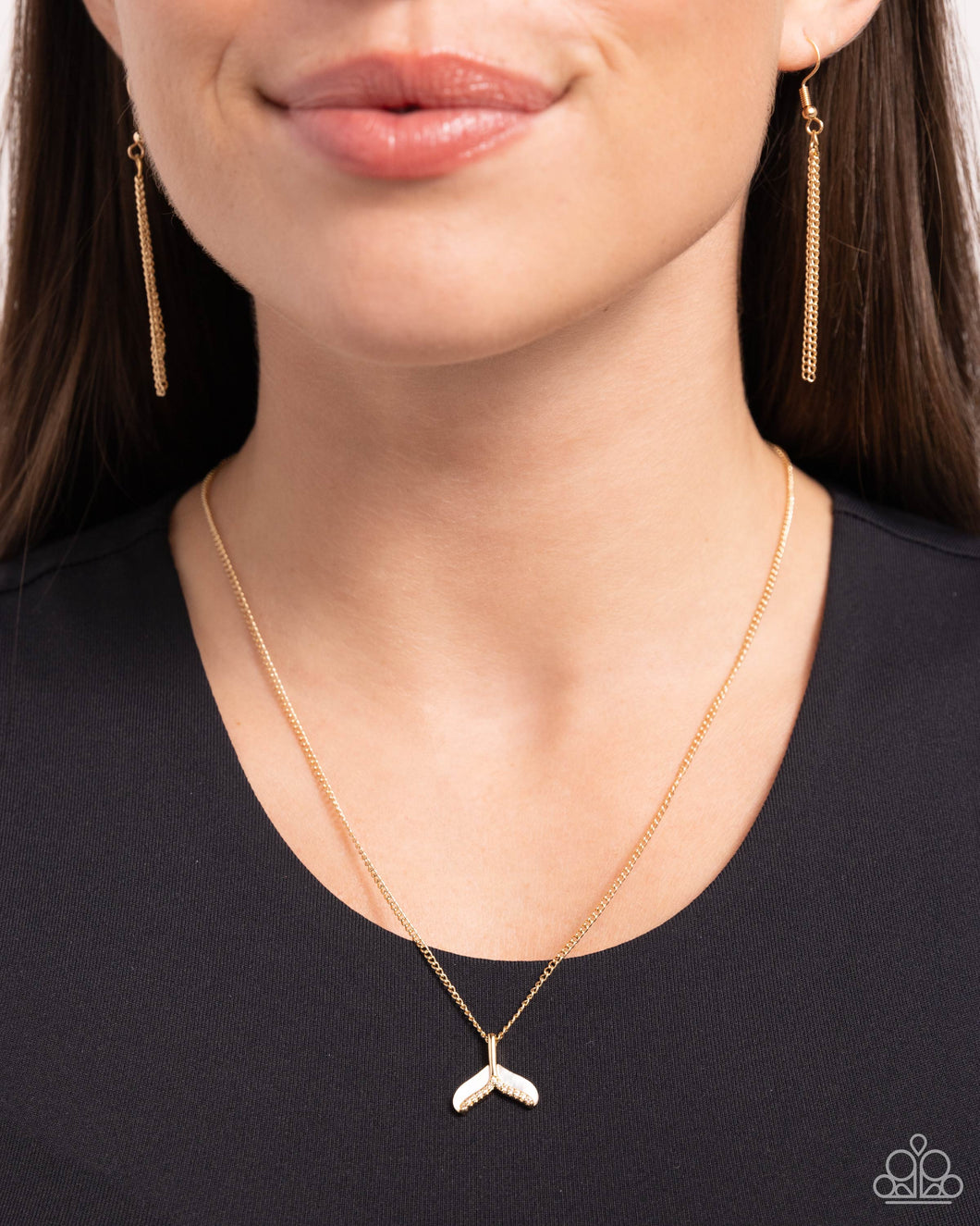 Mermaid Masterpiece - Gold Necklace - Paparazzi Accessories