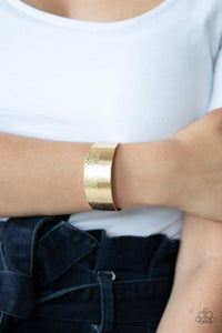 Mixed Vibes - Gold Bracelet - Paparazzi Accessories - Sassysblingandthings